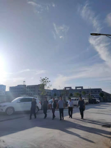 2021年5月28号，宜阳县委副书记，县政法委书记杨会勉一行莅临洛阳草莓视频黄色免费下载轴承进行调研